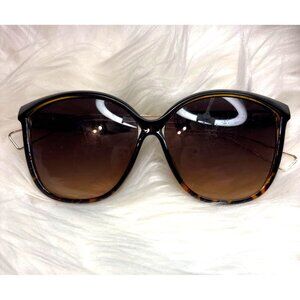 Libby Edelman Oversized Tort Brown & Black Gradient Sunglasses With Metal Temple